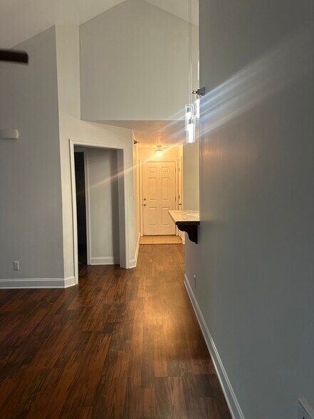 Living Room - 623 Wyndhurst Dr