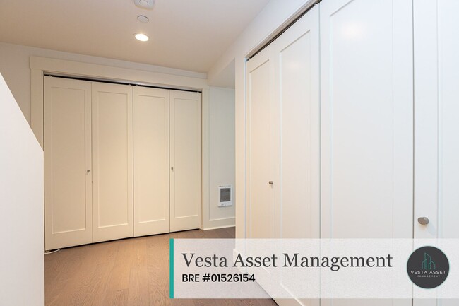 Building Photo - 2812 Washington St