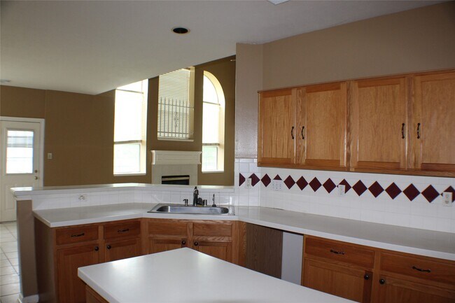 Building Photo - 12231 Ashford Park Dr