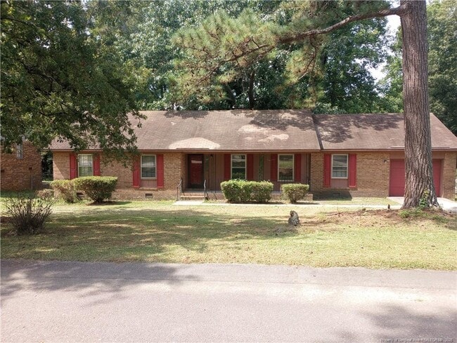 Primary Photo - 1711 Valley Ridge Dr