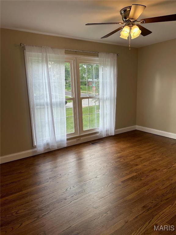 Building Photo - 825 Woodruff Dr