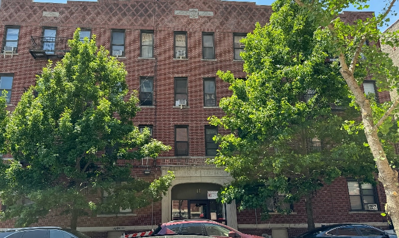 Primary Photo - 14 E 96th St