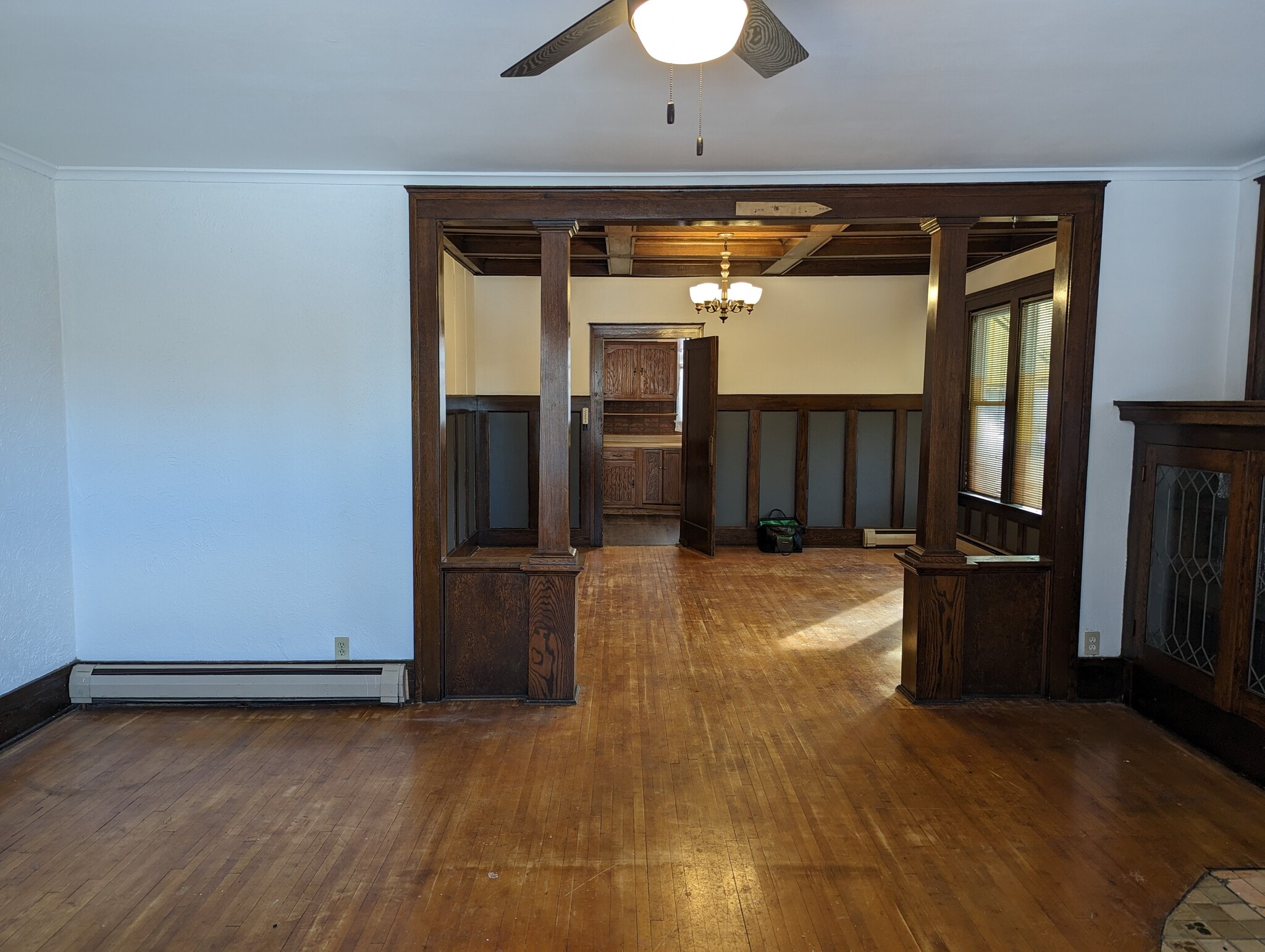 Living room & dining room - 126 3rd St S