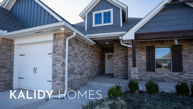 Building Photo - 801 Red River Dr