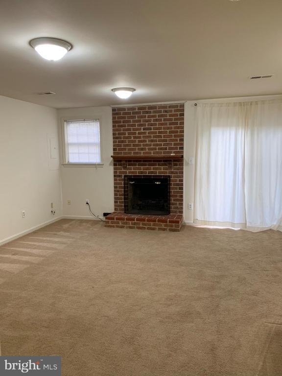 Building Photo - 2113 N Tazewell Ct