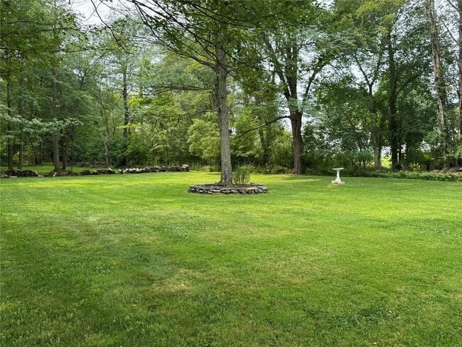 Building Photo - 553 Cross Hill Ln