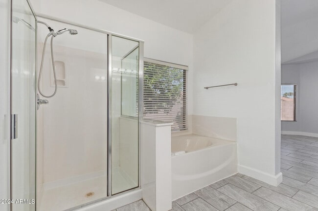 Building Photo - 3238 E Javelina Ave