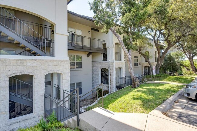 Building Photo - 6000 Shepherd Mountain Cove