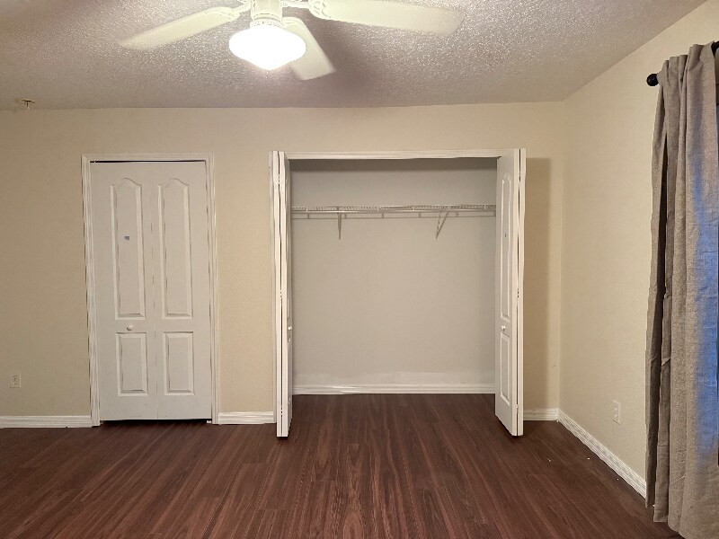 Building Photo - 6530 Lake Pembroke Pl