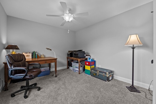 Building Photo - 130 Amelia Dr