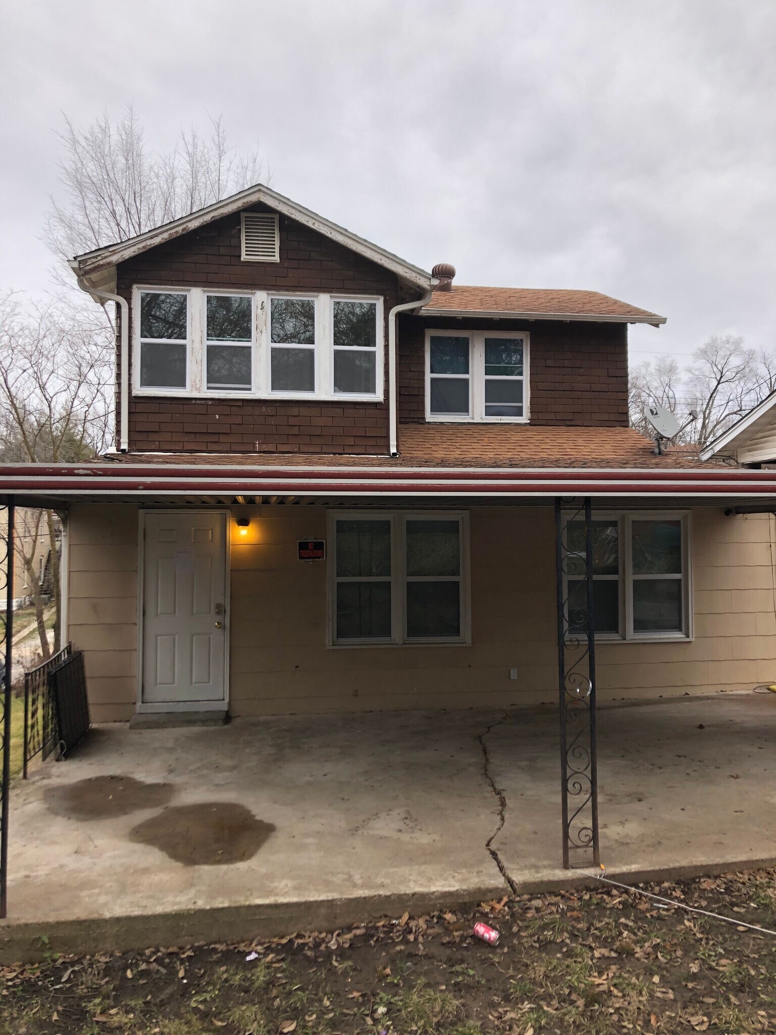 Back Covered Patio - 810 E McCarty St