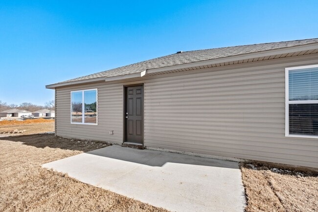 Building Photo - Home Sweet Home