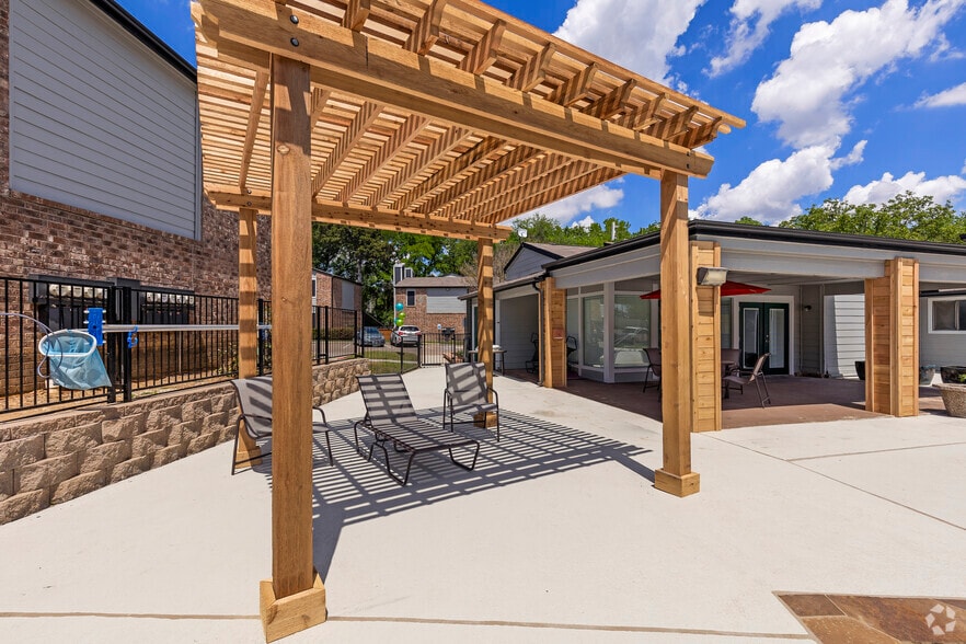 The Paxton Apartments 6910 S Cockrell Hill Rd Dallas TX 75236