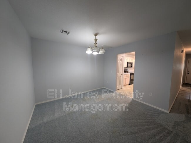 Building Photo - 6945 E 46th Pl
