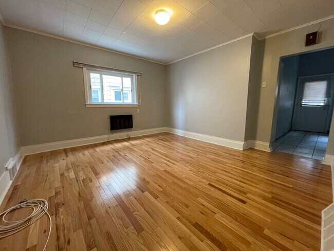 Building Photo - 625 Bellefonte St