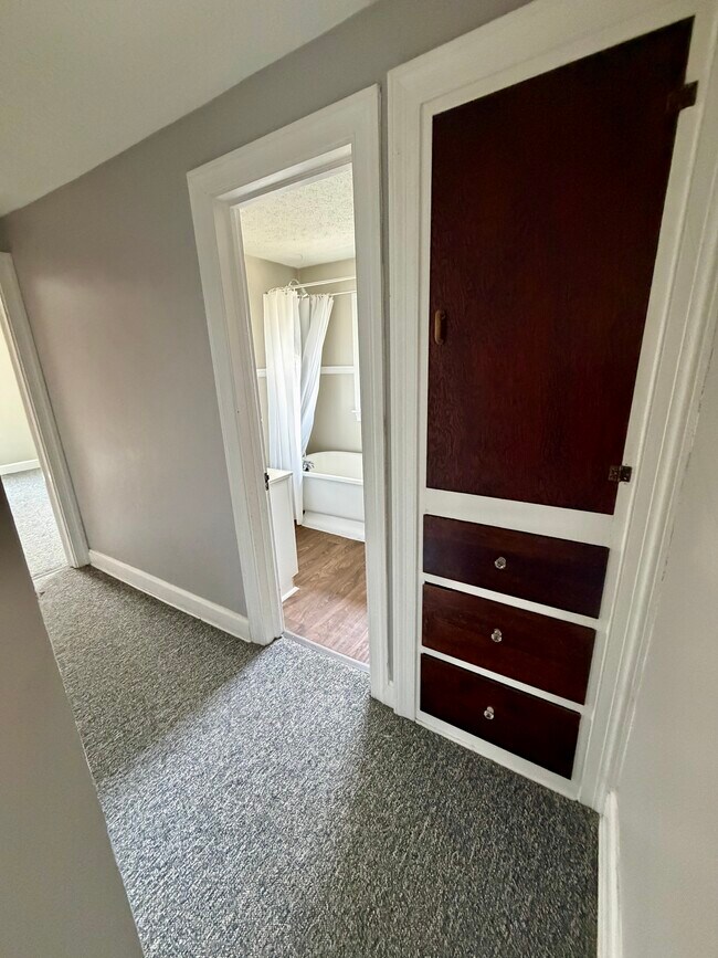 Building Photo - 306-310 Washington