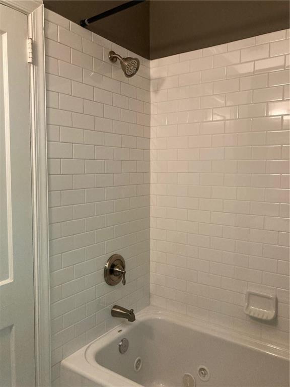 Building Photo - 49 Putnam Cir NE
