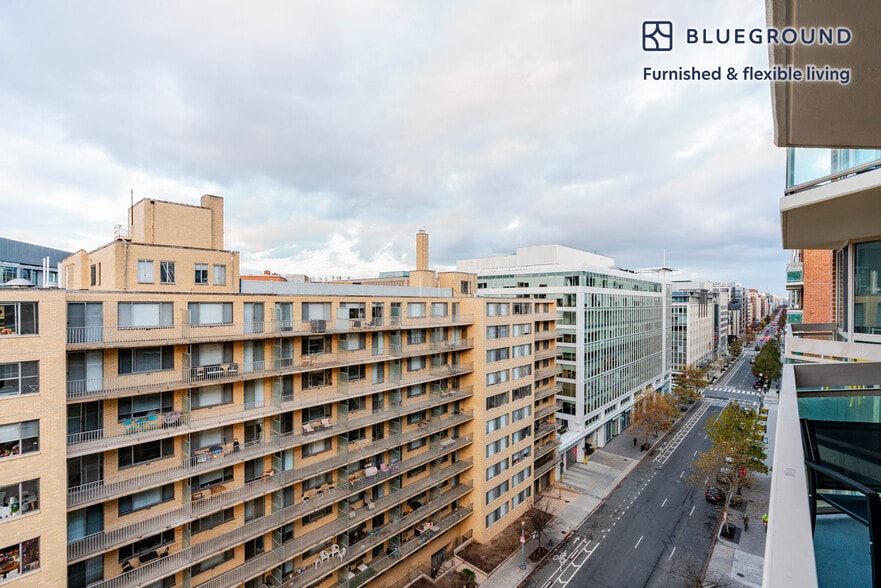 Building Photo - 2140 L St NW