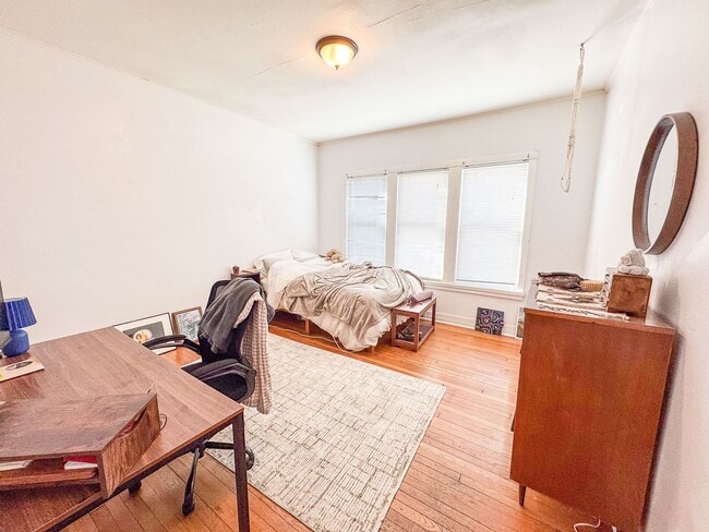 Building Photo - 1632 Jefferson St