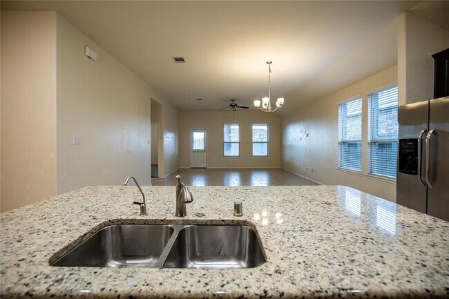Building Photo - 23719 San Barria Dr