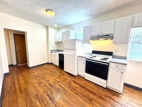 Building Photo - 840 Huntington Ave