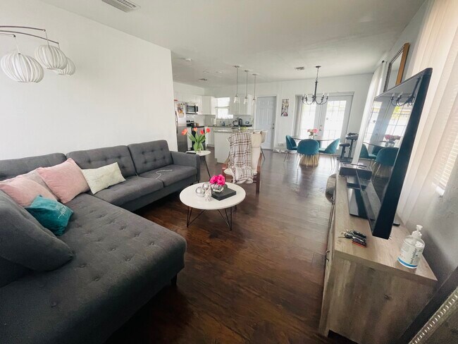 Building Photo - 3010 NW 158th St