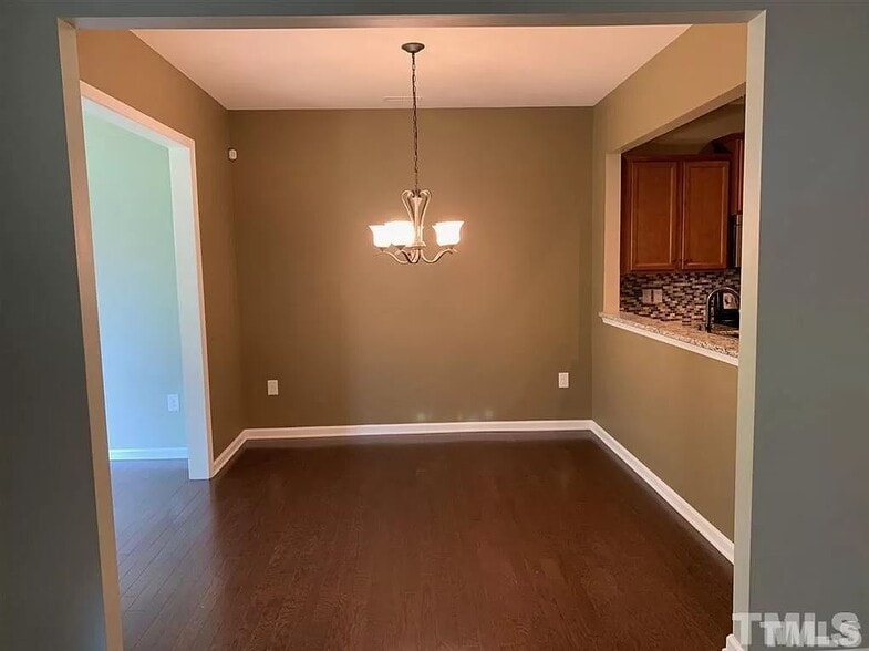 Dining Room - 432 Chanson Dr