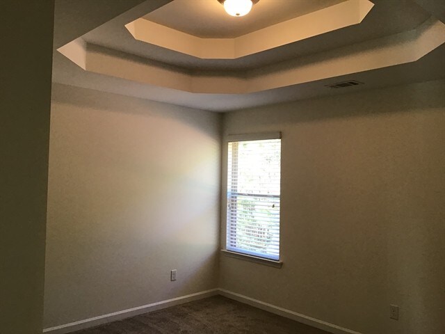 Building Photo - 1290 Rose Terrace Cir