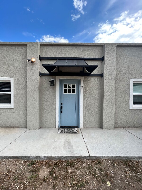 Primary Photo - 825 12th St