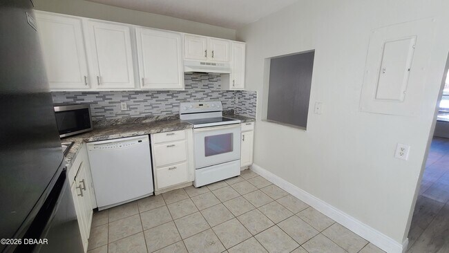 Building Photo - 980 Canal View Blvd