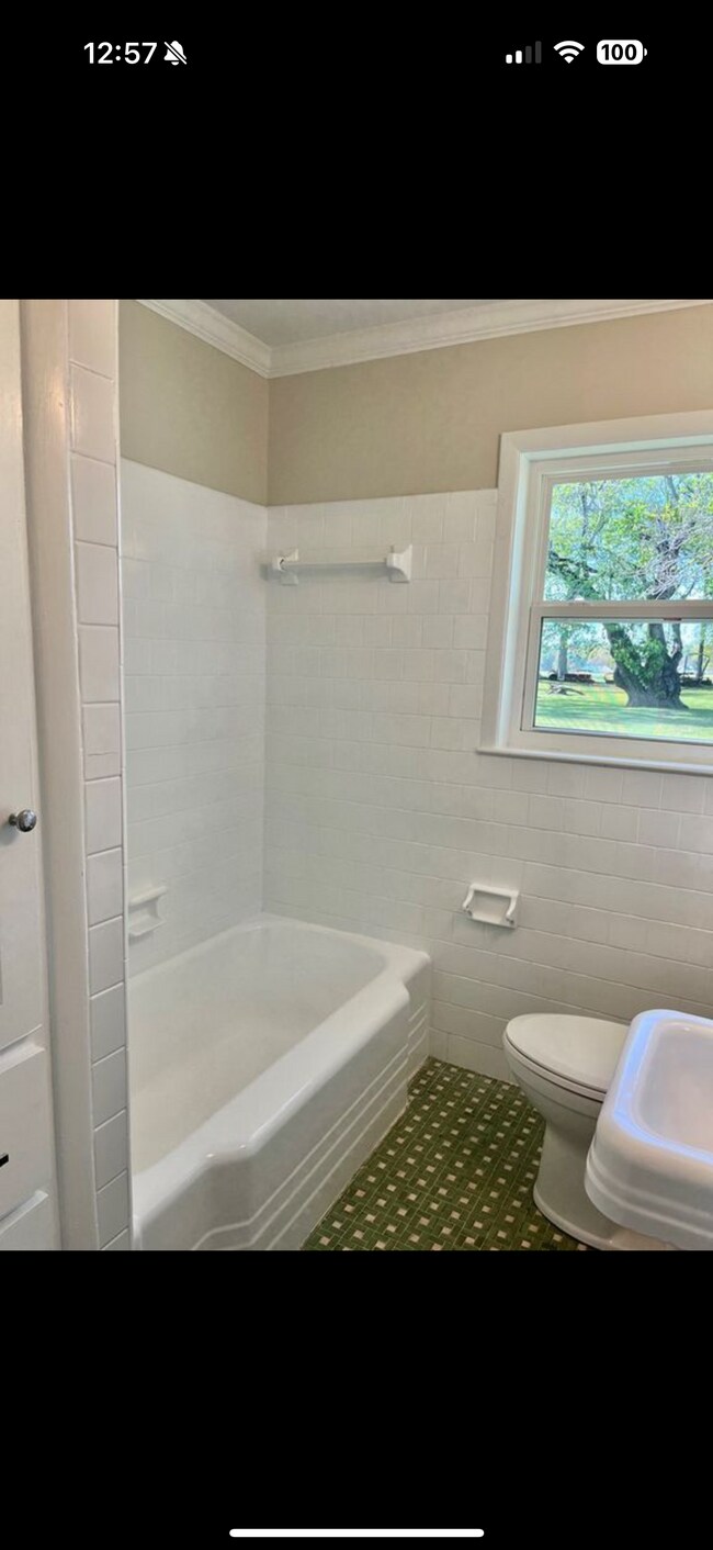 Building Photo - 8336 S Park Ave