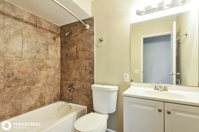 Building Photo - 4915 Sefton Dr