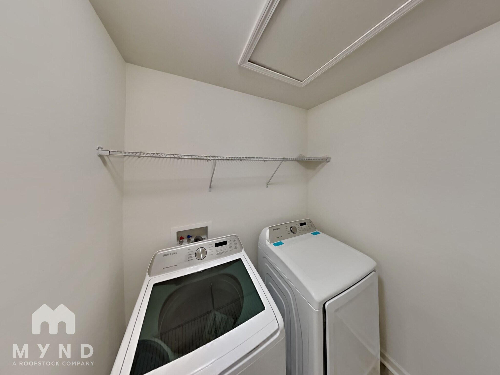 Building Photo - 2015 Creeks Landing Dr