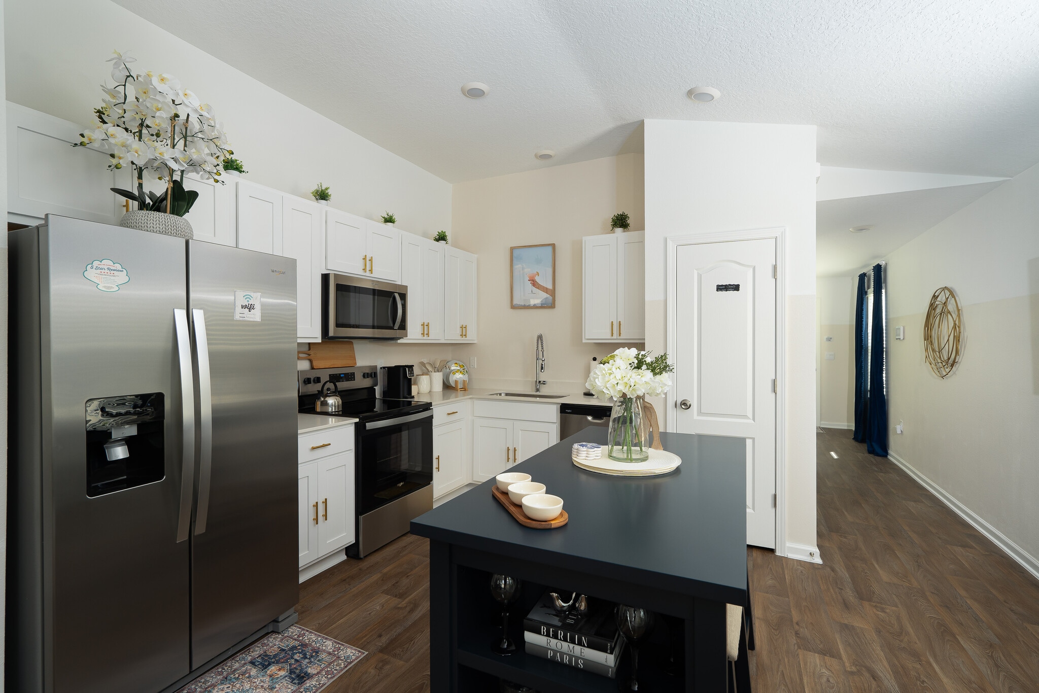 Building Photo - 17 Evermore Ct