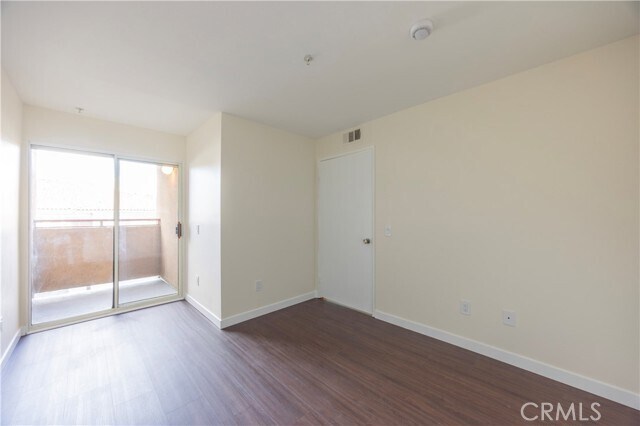 Building Photo - 321 S Occidental Blvd