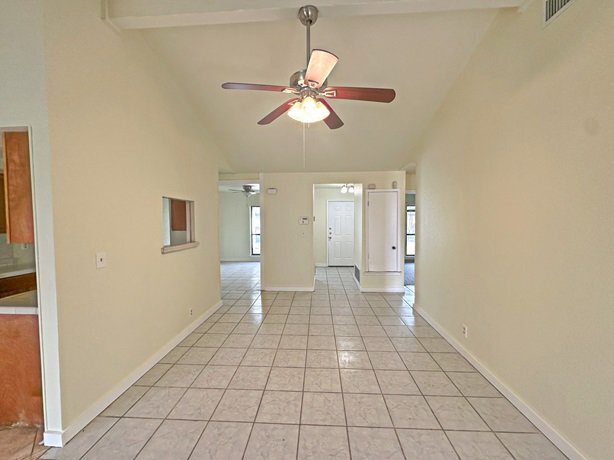 Building Photo - 8707 Glen Bluff