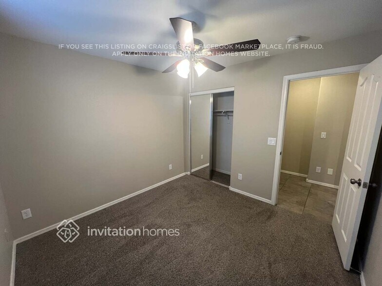 Building Photo - 5816 E Harmony Ave