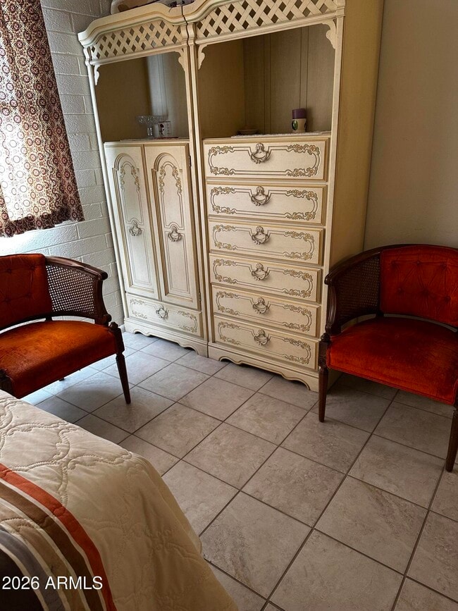 Building Photo - 10643 W Snead Dr