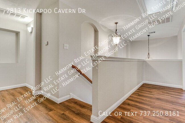 Building Photo - 2813 Kickapoo Cavern Dr