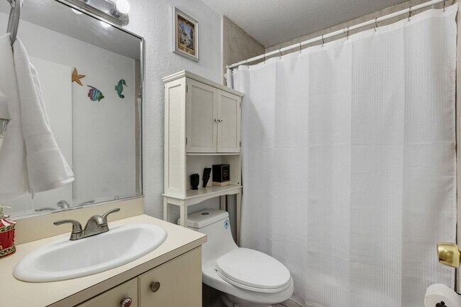 Building Photo - 5310 SW 138th Pl