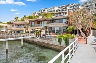 Building Photo - 107 Bayside Pl