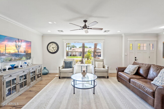 Building Photo - 8308 E Valley View Rd