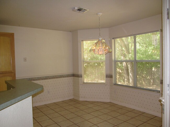 Building Photo - 3 BEDROOM, 2 BATH, BELTON ISD