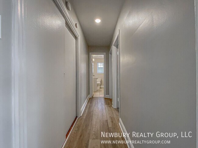 Building Photo - 313 San Juan Dr