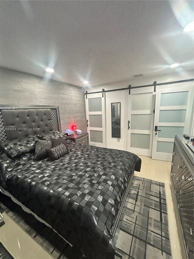 Building Photo - 9028 NW 114th Terrace