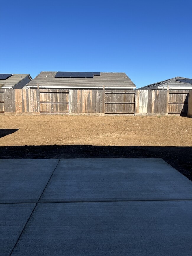 Building Photo - 1761 Lockwood Dr