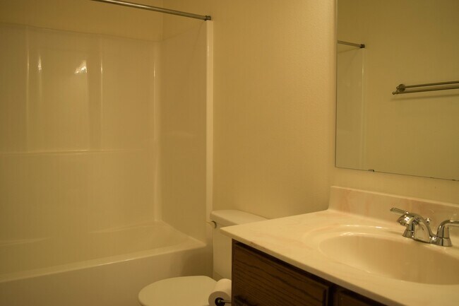 Building Photo - 3-Bedroom Home with Room to Roam – Fenced In Backyard