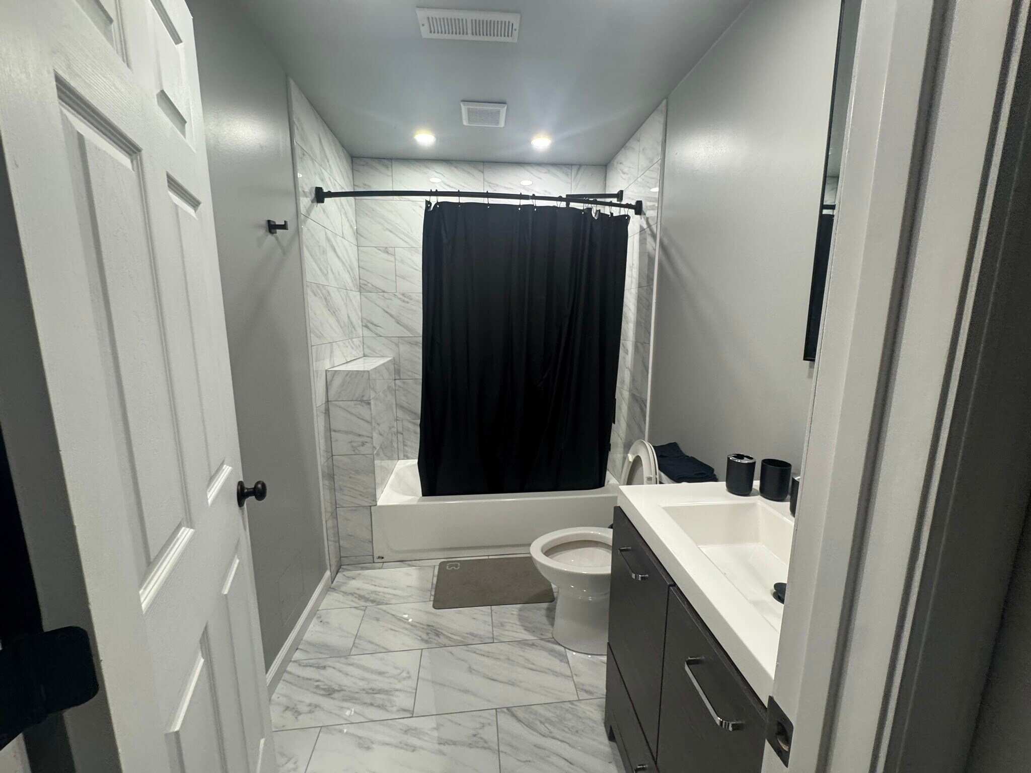 Building Photo - 1565 Bent River Cir