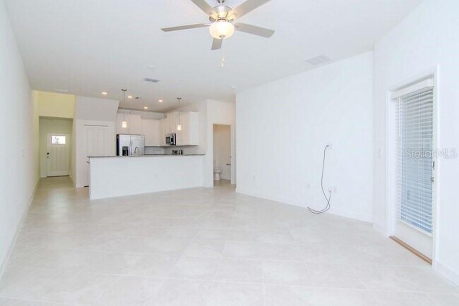 Building Photo - 3172 Bryant Park Dr