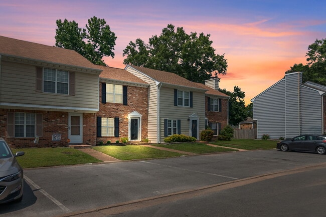 Building Photo - 908 Spinnaker Ct